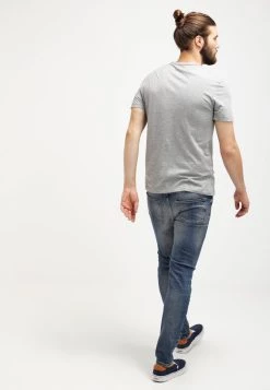 Rabais Pier One Jean slim jeans normale homme -Promos Pier One Boutique 023c0909fd3b4463aa11aa2e5d4b2317