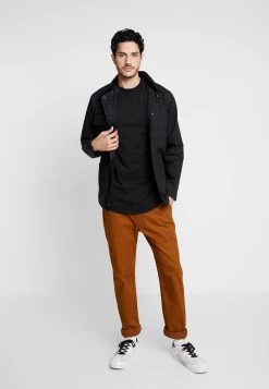 Prix Jamais Vus Pier One T-shirt basique t-shirts col rond homme 9 Prix Jamais Vus Pier One T-shirt basique t-shirts col rond homme -Promos Pier One Boutique 0ac8abda86154a699c0d01a4273f4de7