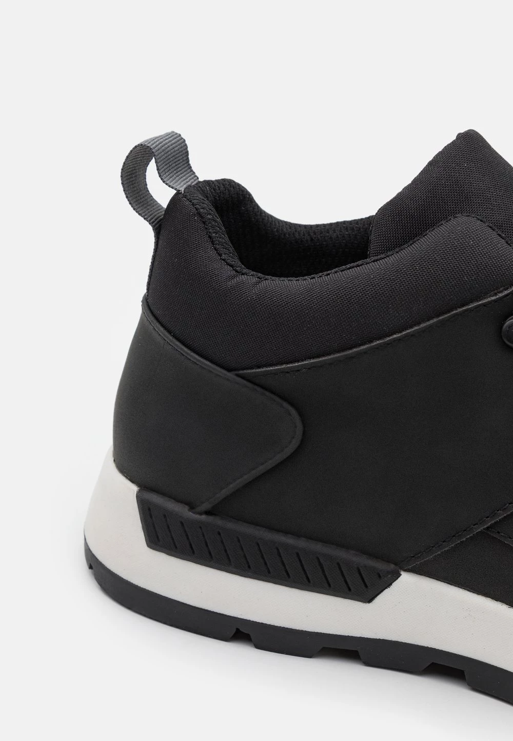 Promos Pier One Baskets basses baskets & sneakers rond homme 8 Promos Pier One Baskets basses baskets & sneakers rond homme – Image 6