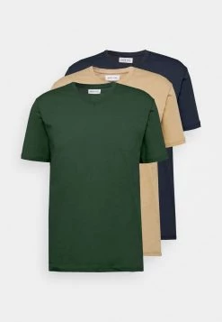 Prix Affortable Pier One 3 PACK - T-shirt basique t-shirts col en v homme -Promos Pier One Boutique 0c35076ff08749278d2b17df3e7e328f