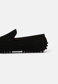 Pier One Mocassins Prix Avantageux chaussures basses rond homme -Promos Pier One Boutique 0cb2c4eaf95a4aa992a137965ccc091a