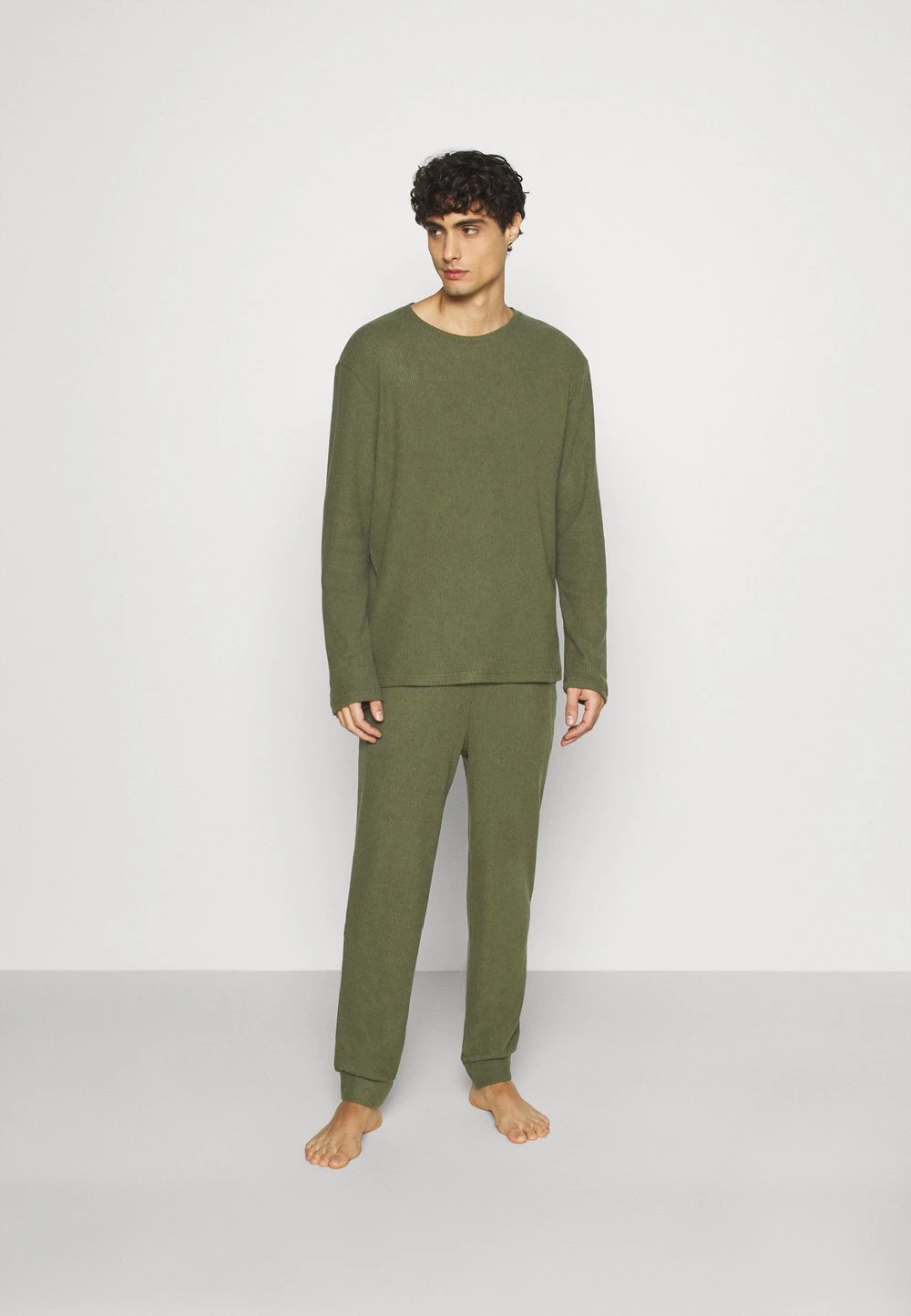 Prix Cassé Pier One RIBBED LOUNGE TOP - Haut de pyjama pyjamas col rond homme 4 Prix Cassé Pier One RIBBED LOUNGE TOP - Haut de pyjama pyjamas col rond homme – Image 2
