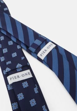 Petit Prix Pier One 2 PACK - Cravate cravates et accessoires de costume rayures homme -Promos Pier One Boutique 11c3e4d7a6d34af08e807574fdb0e21c