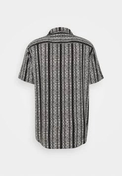 Pier One Chemise 50% Off De Vente chemises col revers homme -Promos Pier One Boutique 129096680bcd4d31add693f781fcd6bc