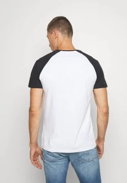 Prix Accessible Pier One T-shirt basique t-shirts & polos col rond homme 14 Prix Accessible Pier One T-shirt basique t-shirts & polos col rond homme -Promos Pier One Boutique 13e887665a08496cb3ca962780f73552