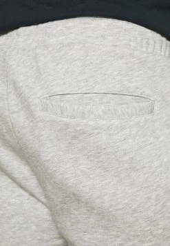 Pier One Pantalon de survêtement Prix De Rêve pantalons normale homme -Promos Pier One Boutique 16a28e749491439da6d862b7d87d10f0