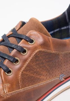 Pier One Prix Usine LEATHER - Chaussures à lacets derbies et richelieus rond homme -Promos Pier One Boutique 17bbe3e4e8314e84b059fbe199f02e22