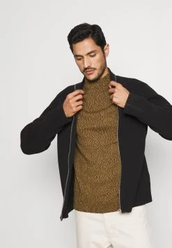 Pier One Prix Équitable Pullover pulls et gilets col officier homme 13 Pier One Prix Équitable Pullover pulls et gilets col officier homme -Promos Pier One Boutique 181bd27655a748e091e064b4c356b01e