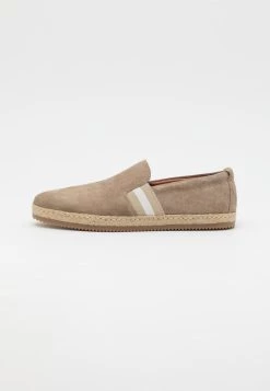 En Remise Pier One Espadrilles rond homme -Promos Pier One Boutique 19626ec8322d4e119abfdb20c5547b7f