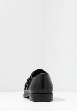 Réduction Pier One Mocassins mocassins et loafers rond homme -Promos Pier One Boutique 1997a1ff5c574161a62d774c1fb6d819