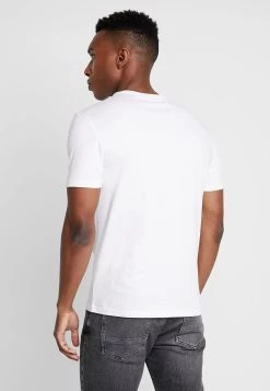 Prix Bradés Pier One 5 PACK - T-shirt basique t-shirts col rond homme -Promos Pier One Boutique 1b42cbb34d8a422aa41db3eea3ef5d6d