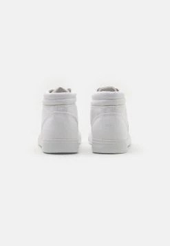 Pier One UNISEX - Baskets montantes Prix Gelé sneakers rond 10 Pier One UNISEX - Baskets montantes Prix Gelé sneakers rond -Promos Pier One Boutique 1d71ec122ba84901b65ef76ede7e52ce