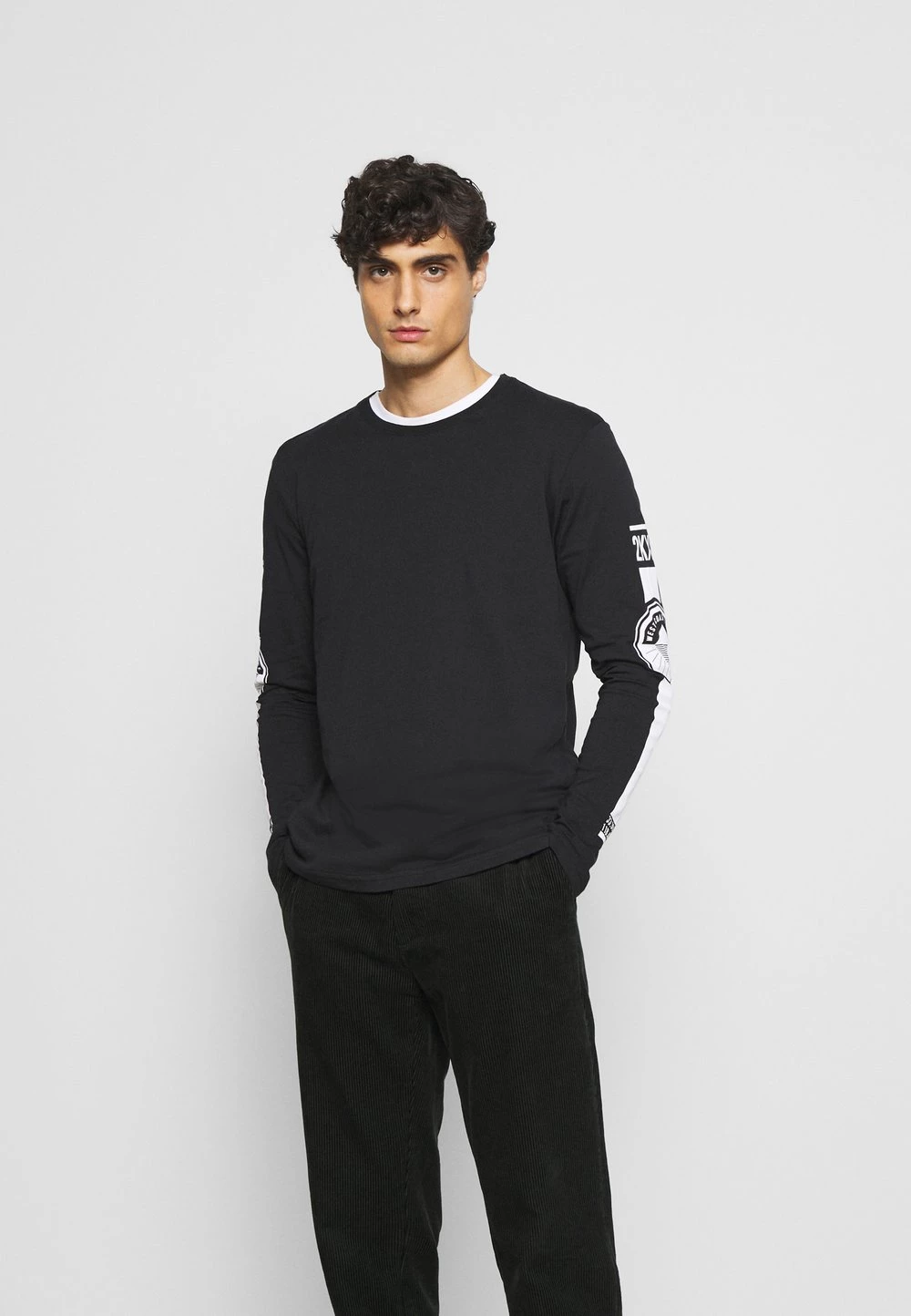 Pier One Prix Gelé T-shirt à manches longues t-shirts col rond homme 3 Pier One Prix Gelé T-shirt à manches longues t-shirts col rond homme