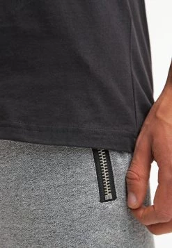 Pier One Petit Prix Débardeur t-shirts & polos encolure large ronde homme 16 Pier One Petit Prix Débardeur t-shirts & polos encolure large ronde homme -Promos Pier One Boutique 1e529ed1004d4abab9ac490396ea5f81