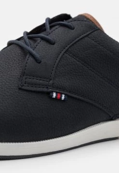 Réduction Pier One Chaussures à lacets derbies, richelieus & chaussures bateau rond homme 15 Réduction Pier One Chaussures à lacets derbies, richelieus & chaussures bateau rond homme -Promos Pier One Boutique 209f506613a44d7884b3f34a9c08d8d5