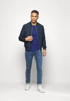 Pier One Pas Cher T-shirt imprimé t-shirts col rond homme -Promos Pier One Boutique 20bff4516c124cc08001c8b32a37847e