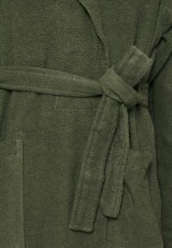 Prix Favorable Pier One Peignoir sous-vêtements & chaussettes col châle homme 17 Prix Favorable Pier One Peignoir sous-vêtements & chaussettes col châle homme -Promos Pier One Boutique 25d08e93300d4d89a9660d397f7c29b6