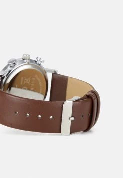 Prix Sacrifiés Pier One SET - Montre montres et bijoux boucle ardillon homme -Promos Pier One Boutique 266f045c2d9d4445b1da4e41035026e7