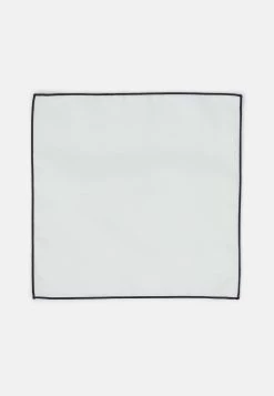 Pier One CHRISTMAS GIFT SET - Cravate Marchandise de première qualité cravates et nœuds papillon homme homme -Promos Pier One Boutique 2a3dcac3e17240ff8014ad7b83701436