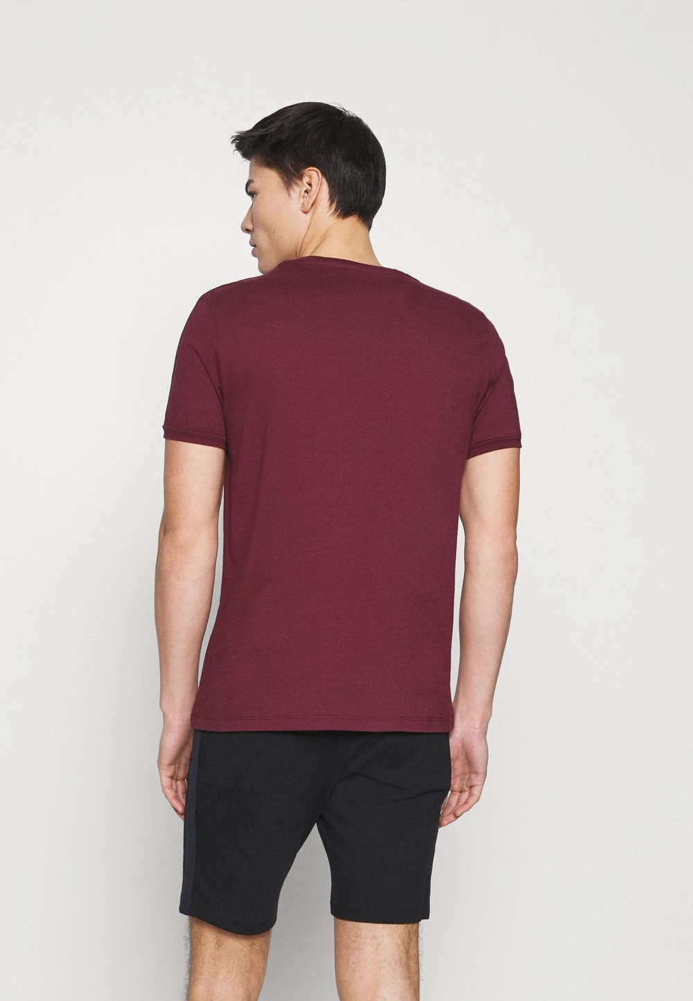 Un Tarif Préférentiel Pier One LOUNGE TEE - Haut de pyjama pyjamas col rond homme 5 Un Tarif Préférentiel Pier One LOUNGE TEE - Haut de pyjama pyjamas col rond homme – Image 3