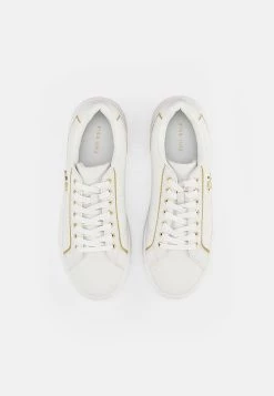 Pier One Baskets basses Vendre baskets & sneakers rond unisex -Promos Pier One Boutique 2b6e8904e99d446c8c45e4a5d29d9271