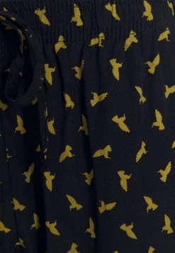 Petit Prix Pier One Pyjama pyjamas normale homme -Promos Pier One Boutique 2cc972a37ba248f8bd38adb4d9d9722e