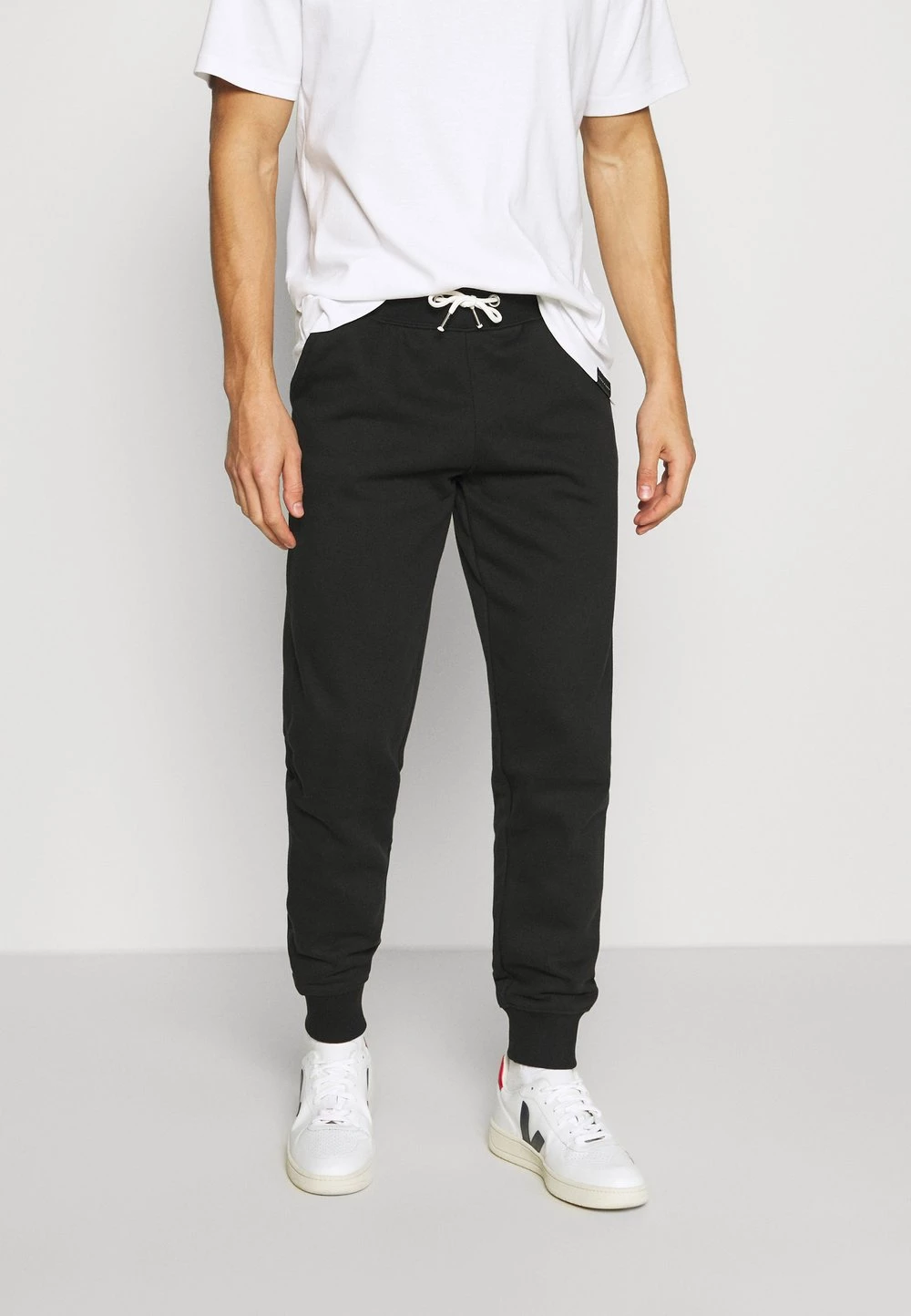 Prix Légers Pier One 2 PACK - Pantalon de survêtement pantalons haute homme 5 Prix Légers Pier One 2 PACK - Pantalon de survêtement pantalons haute homme – Image 3