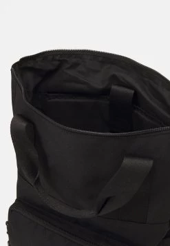 Prix Dégriffé Pier One UNISEX - Sac à dos sacs et bagages compartiment pour pc portable -Promos Pier One Boutique 2f78e7af13e64e3c807aa159483a8200