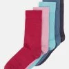 Pier One 5 PACK - Chaussettes Qualité Fiable sous-vêtements couleur unie homme -Promos Pier One Boutique 32ac8430eae742798a2c350a94543150
