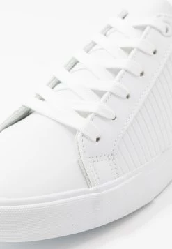 Pier One Prix Ourlé UNISEX - Baskets basses baskets & sneakers rond -Promos Pier One Boutique 33423579800b4b899a912fc16d240c2b