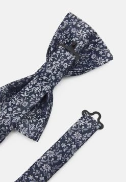 Prix Abordable Pier One SET - Cravate cravates et accessoires de costume floral homme -Promos Pier One Boutique 34c6c05d019a4e039fdcfb02bafaea25