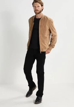 Pier One Prix d’Amis 2 PACK - T-shirt basique t-shirts col rond homme -Promos Pier One Boutique 35835f1f7ec34bcbb6afcefdcb0a6684