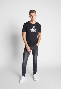 Remise En Ligne Pier One T-shirt imprimé t-shirts & polos col rond homme 10 Remise En Ligne Pier One T-shirt imprimé t-shirts & polos col rond homme -Promos Pier One Boutique 358bf526fcea4f539a568f55f812394f