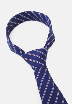 Pier One Cravate Vendre cravates et accessoires de costume rayures homme -Promos Pier One Boutique 37d6a8892b654d54816f56ef99cb4a3f