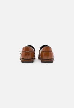 Pier One LEATHER - Mocassins Prix Malin chaussures de ville rond homme -Promos Pier One Boutique 3819b8c929cb463598498deee6dd7f3d