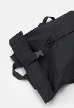 Prix Dégriffé Pier One UNISEX - Sac à dos sacs compartiment pour pc portable -Promos Pier One Boutique 396510219019444ba70e7c99f3b9cae2