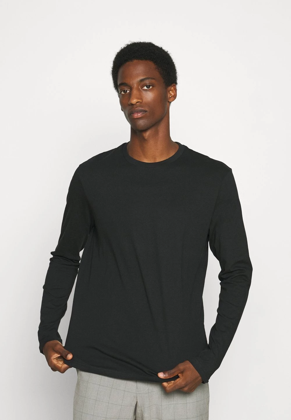 Prix Réduit Pier One 3 PACK - T-shirt à manches longues t-shirts col rond homme 7 Prix Réduit Pier One 3 PACK - T-shirt à manches longues t-shirts col rond homme – Image 5