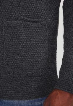 Marchandise de première qualité Pier One Gilet pulls & gilets col revers homme -Promos Pier One Boutique 3bcd4c0a33ec403e85c34736980f7690