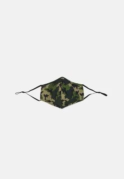 Pier One Prix Jamais Vus 3 PACK UNISEX - Masque en tissu masques camouflage -Promos Pier One Boutique 3d68ca3cdbf9456797454f8d46b5986d