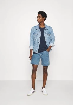 Pier One Vendre T-shirt imprimé t-shirts col rond homme 10 Pier One Vendre T-shirt imprimé t-shirts col rond homme -Promos Pier One Boutique 3d9daf367eea40da9c8356e294e461ec