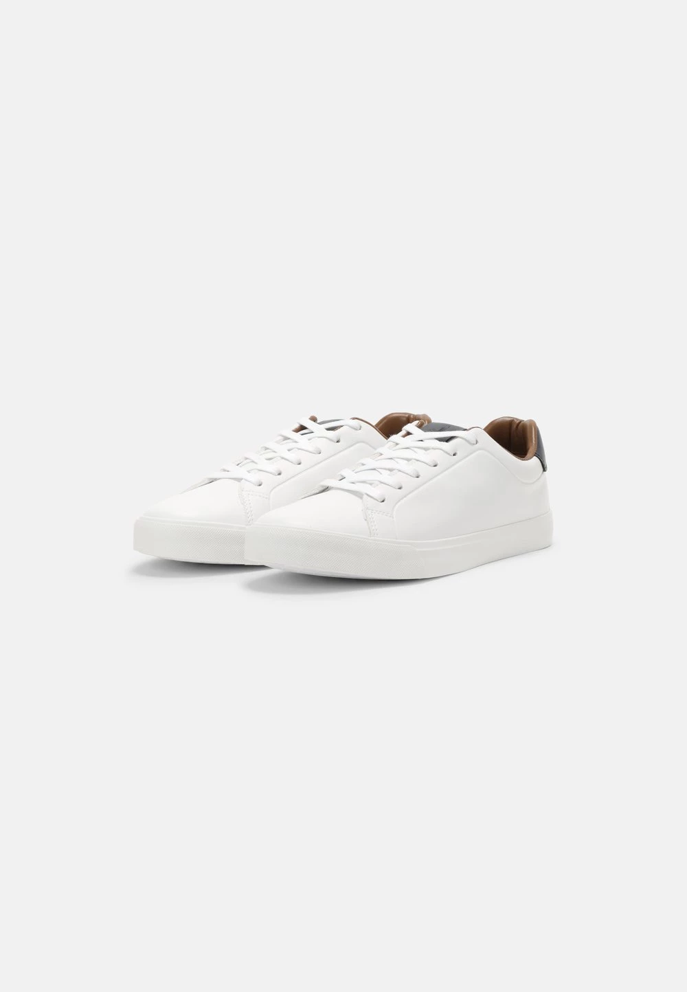 Prix Acceptable Pier One UNISEX - Baskets basses baskets & sneakers rond 4 Prix Acceptable Pier One UNISEX - Baskets basses baskets & sneakers rond – Image 2