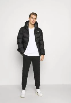 Prix Légers Pier One 2 PACK - Pantalon de survêtement pantalons haute homme 10 Prix Légers Pier One 2 PACK - Pantalon de survêtement pantalons haute homme -Promos Pier One Boutique 3f5d22eff3614068aa9c5f24aade3896