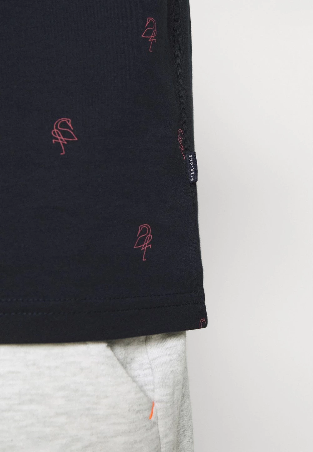 Prix Avantageux Pier One T-shirt imprimé t-shirts col rond homme 7 Prix Avantageux Pier One T-shirt imprimé t-shirts col rond homme – Image 5