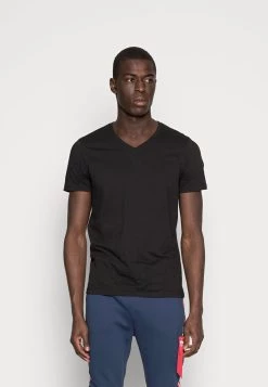 Pier One Prix Accessible 3 PACK - T-shirt basique t-shirts col en v homme 11 Pier One Prix Accessible 3 PACK - T-shirt basique t-shirts col en v homme -Promos Pier One Boutique 3fa75a3949774380909723bffc57177e