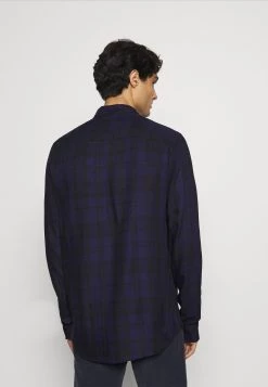 Pier One Chemise Petit Prix chemises col à boutons homme 9 Pier One Chemise Petit Prix chemises col à boutons homme -Promos Pier One Boutique 3fdc35f556c74dd7addaac004f65d7aa