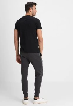 Prix Dynamité Pier One Pantalon de survêtement pantalons normale homme -Promos Pier One Boutique 41603f18a9d7497b85a73a2ae36be969
