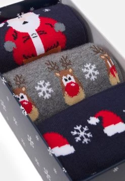 Pier One 3 PACK - Chaussettes 50% Off De Vente sous-vêtements chiné homme -Promos Pier One Boutique 4330115b0c6744779713058684736bea