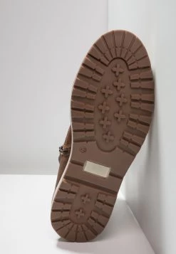 Bon Rapport Coût-Efficacité Pier One Bottines à lacets bottes rond homme -Promos Pier One Boutique 479c0db636c24e1f9c37599d59e8337c