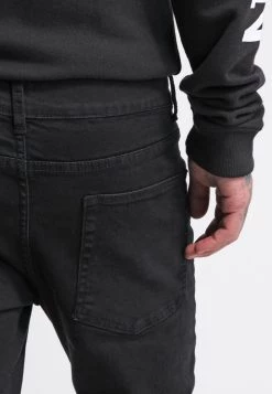 Pier One Première Qualité Jean slim jeans normale homme 12 Pier One Première Qualité Jean slim jeans normale homme -Promos Pier One Boutique 47c3e37ba1f2489a90f696fbf26b81ef