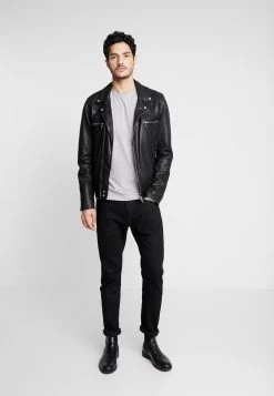 Qualité garantie 100% Pier One T-shirt à manches longues t-shirts col rond homme -Promos Pier One Boutique 4b2bcee7d721495f9d7f37b10627c6d5